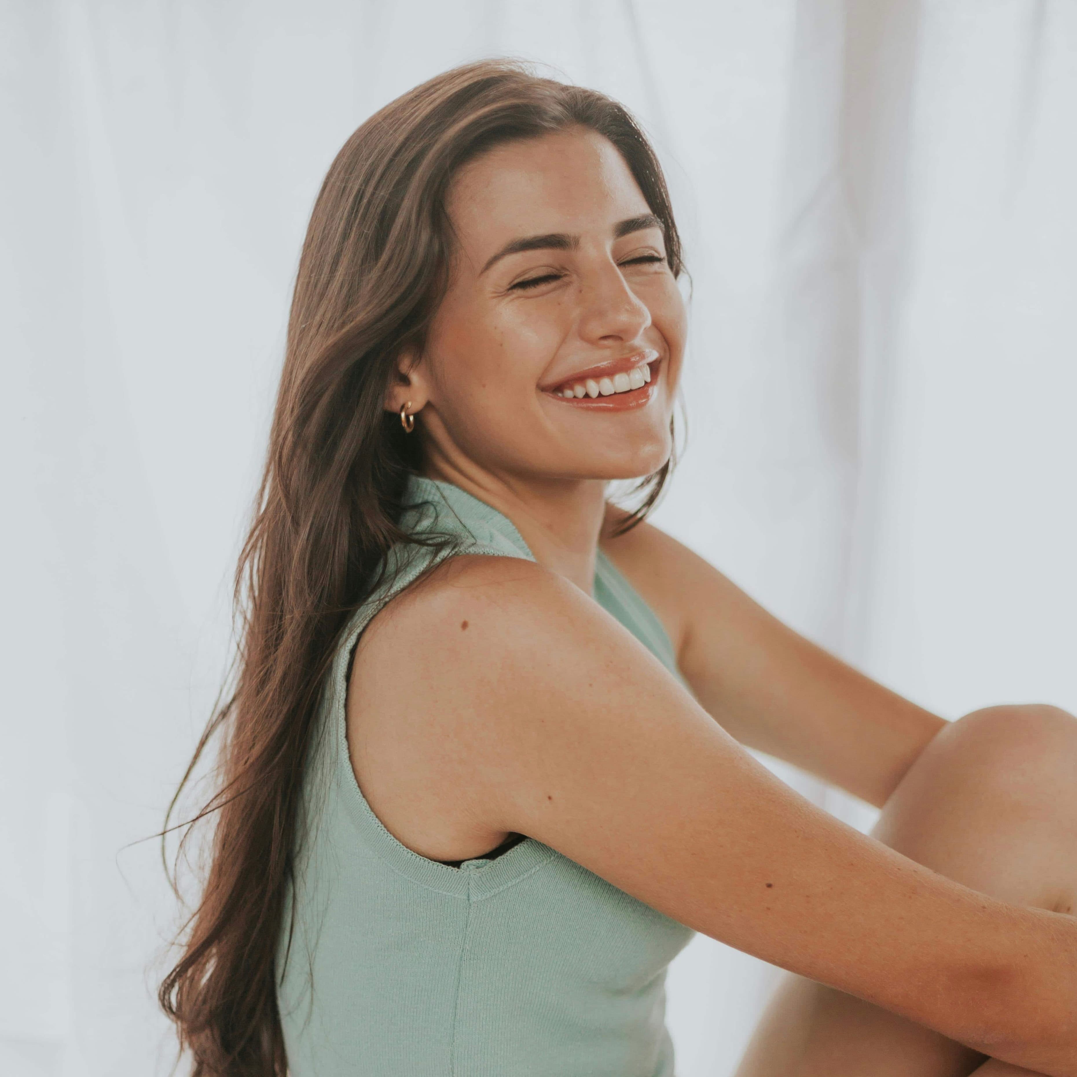 The AEDIT team covers EZ-Gel PRF vs PRP vs PRFM: Understanding the Differences in Regenerative Aesthetics.