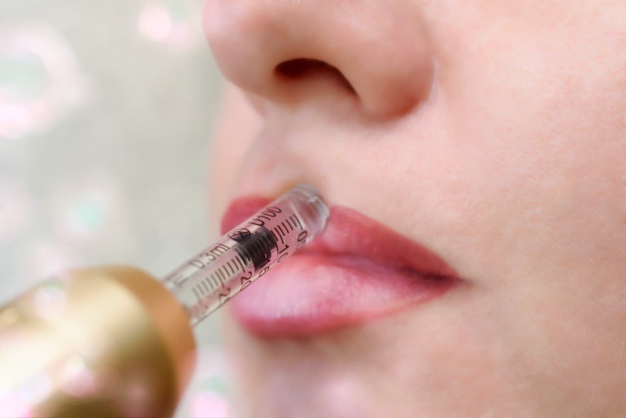 Whatever You Do, Please Don't Use A Hyaluron Pen For Filler